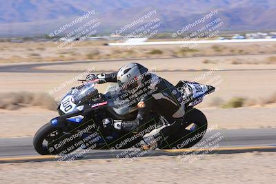 media/Dec-10-2023-SoCal Trackdays (Sun) [[0ce70f5433]]/Turn 9 Inside Set 1 (1115am)/